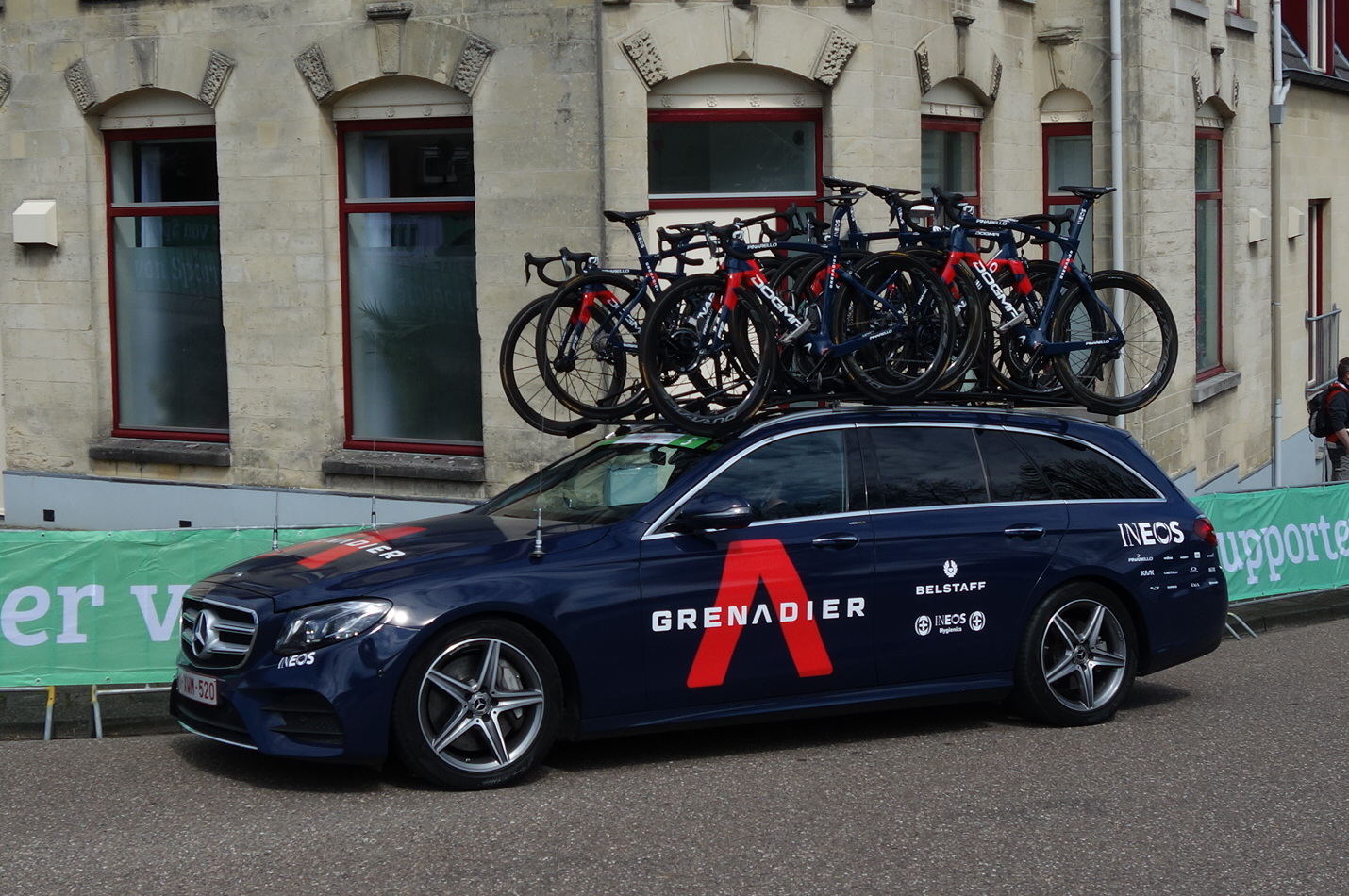2021 Ineos Grenadiers team car