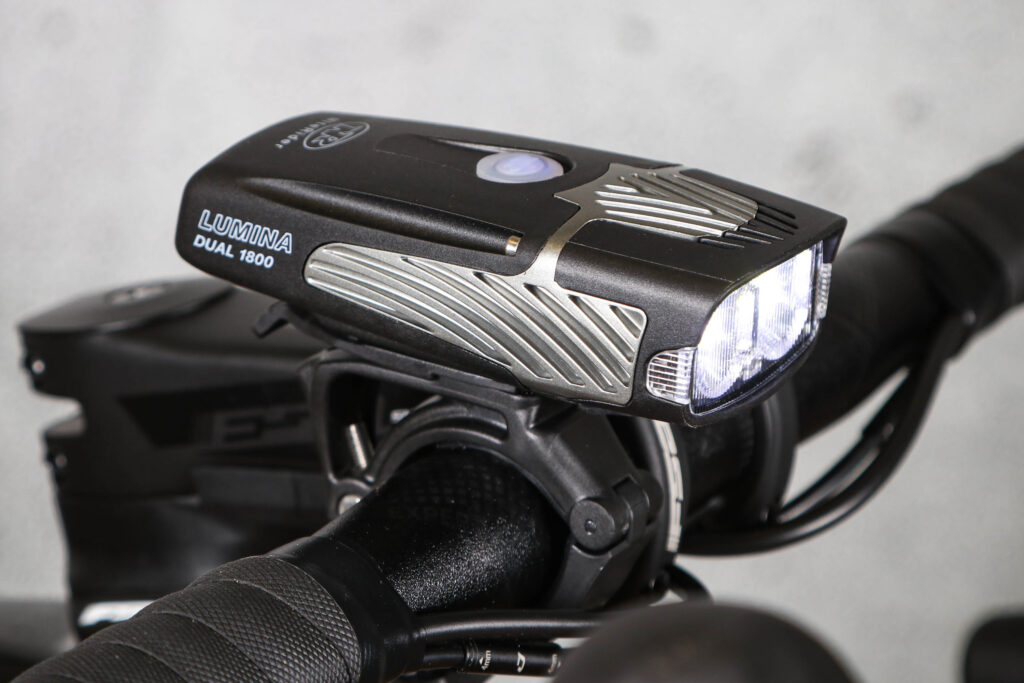2022 Niterider Lumina 1800 Dual.jpg