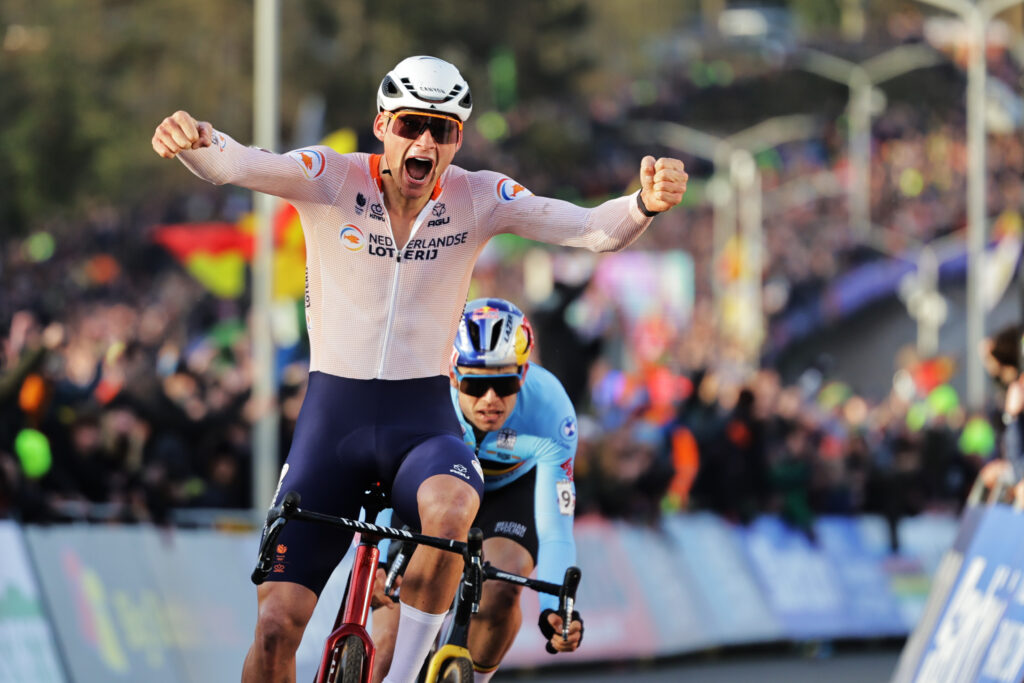 Mathieu van der Poel outsprints Wout van Aert to win 2023 cyclocross world title (Alex Whitehead/SWpix.com)