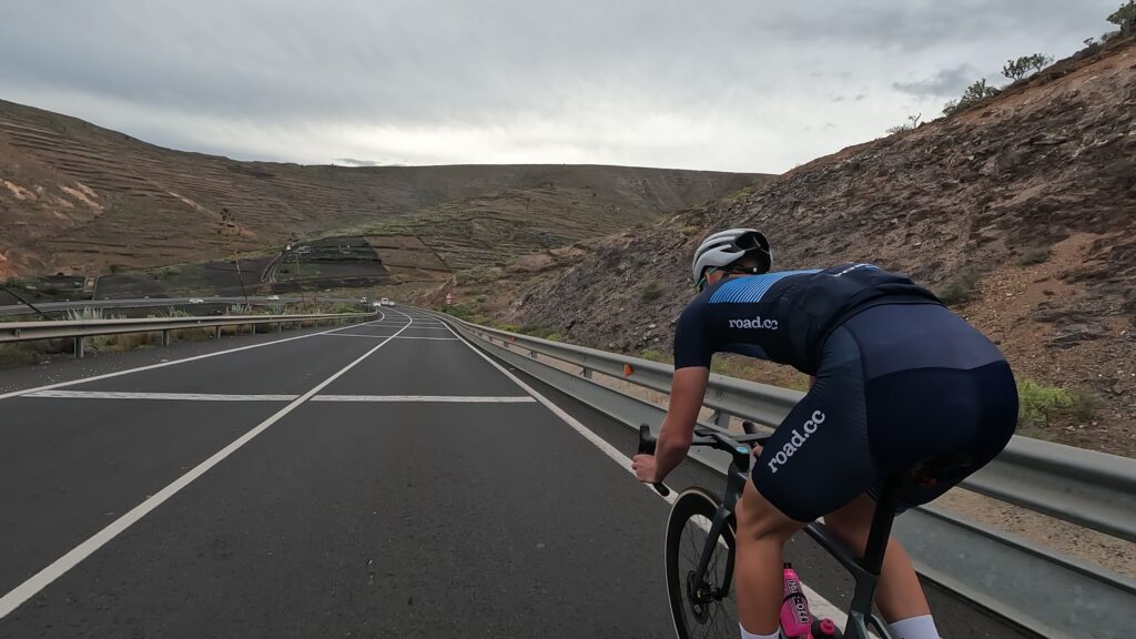 2023 Jamie descending road.cc kit aero position