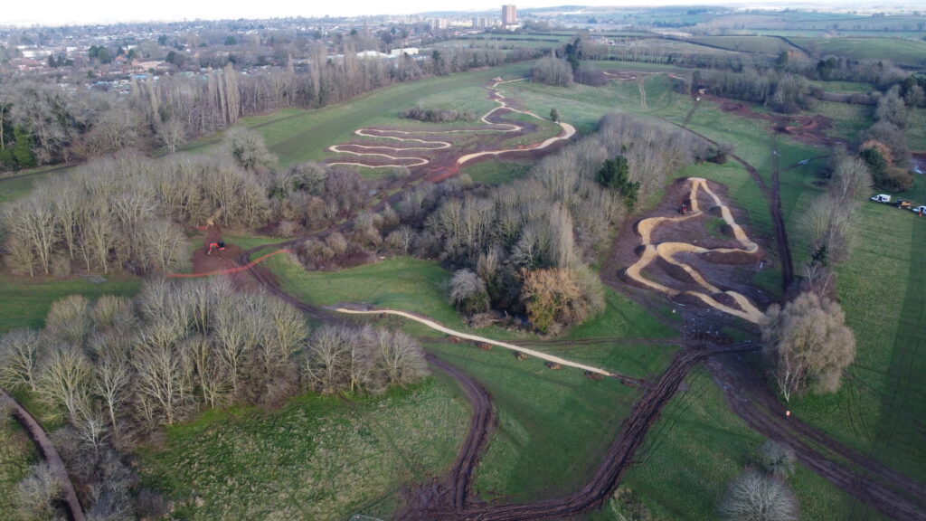 Newbold Comyn cycle trails (Warwick District Council)