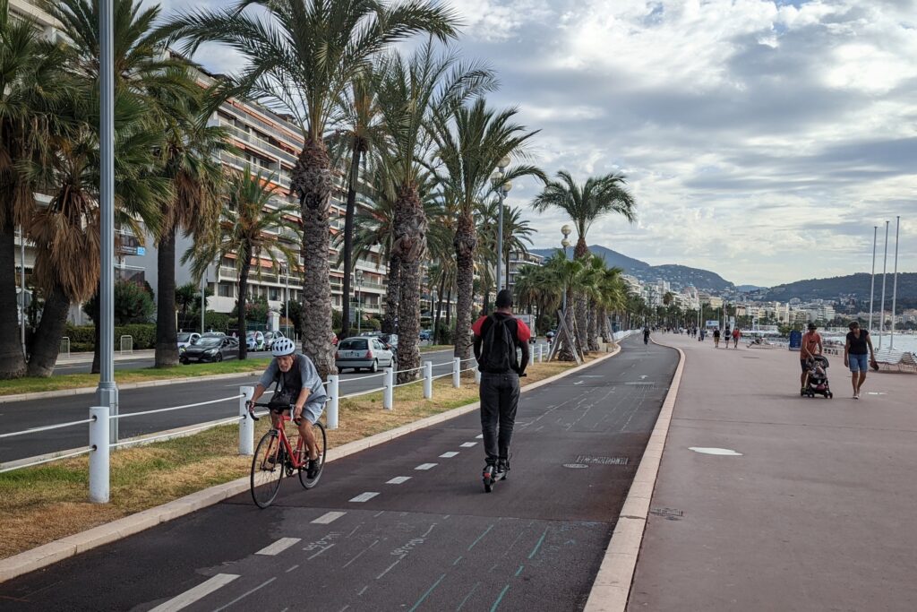 Nice-Antibes – Promenade des Anglais (copyright Simon MacMichael).jpeg