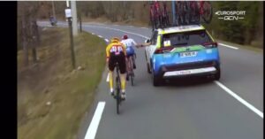 sticky bottle at Tour des Alpes-Maritimes et du Var – screenshot via GCN
