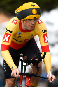 Uno-X’s Sweet Protection helmet at Volta ao Algarve (Cor Vos)