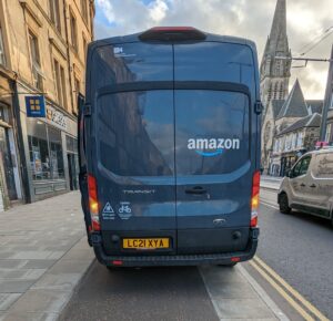 Amazon van driver Leith Walk cycle lane (Edward Tissiman/Twitter)