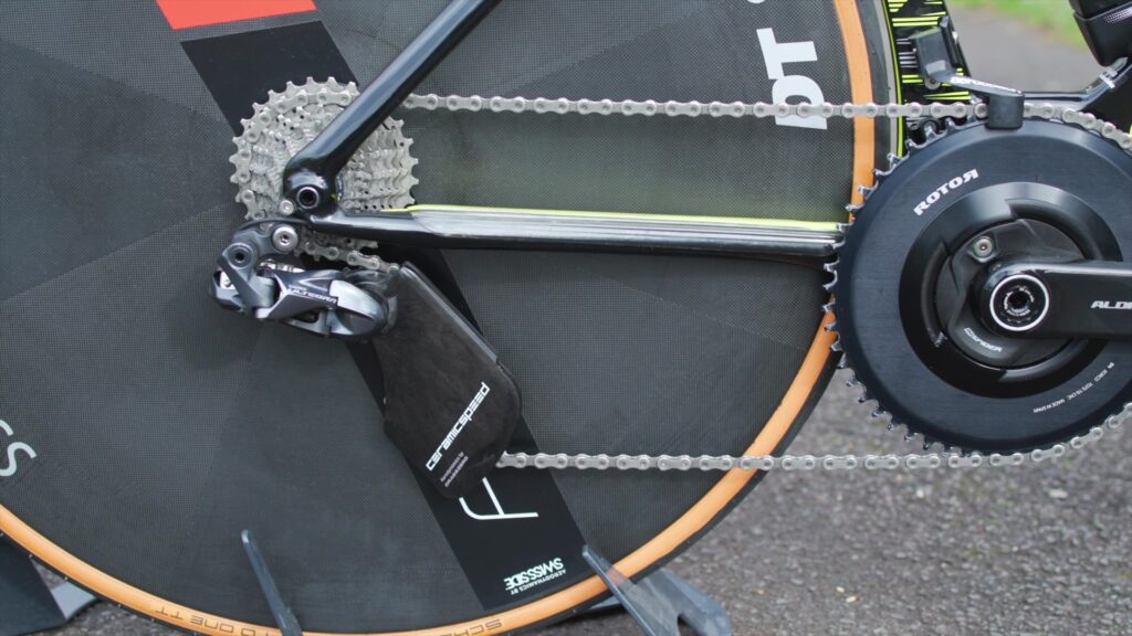 Roadcc-Aaron staff bikes – frame at 10m0s.jpg