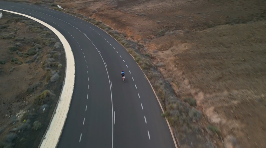 2023 Descending Drone shot road.cc kit