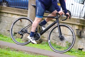 2023 BMC Roadmachine TWO – riding 1.jpg