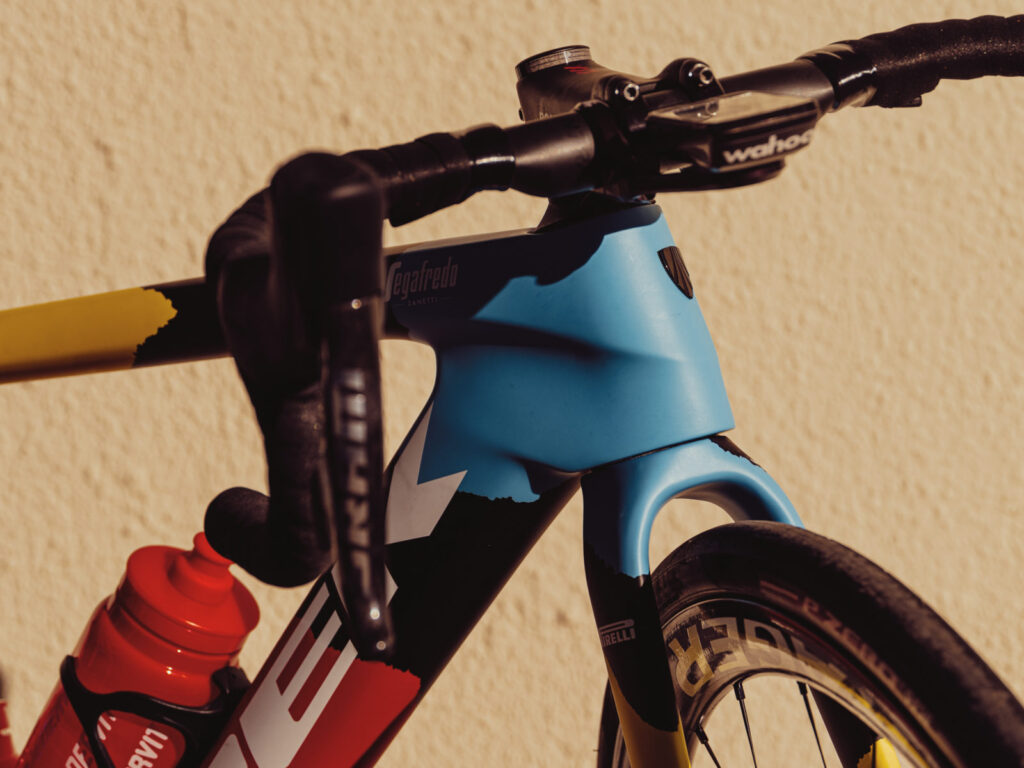 2023 Elisa Longo Borghini Trek Domane headtube