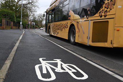 Cycle lane on Shinfield Road, Reading