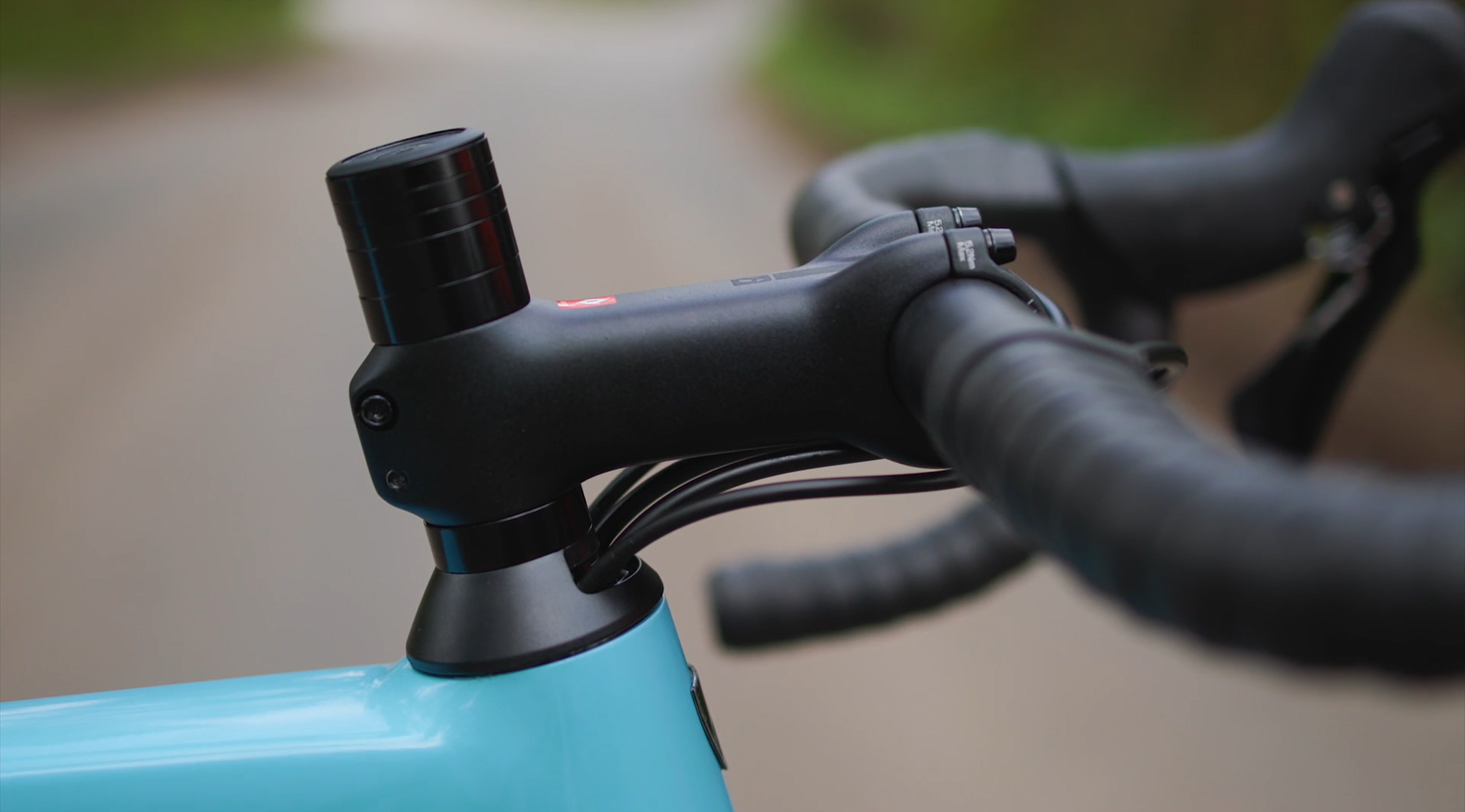 2023 Trek Emonda ALR5 integrated cables headset