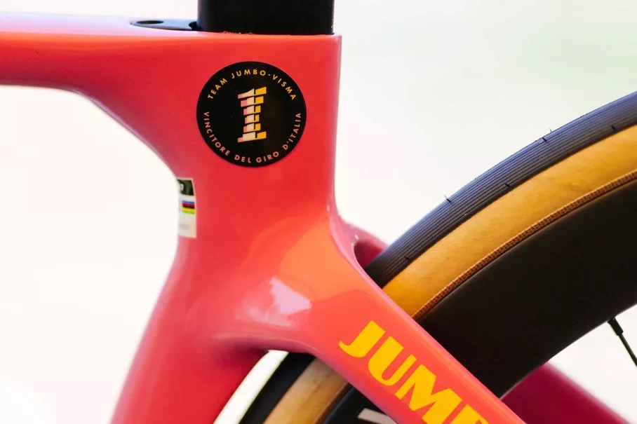 Primož Roglič cervelo-seat-cluster