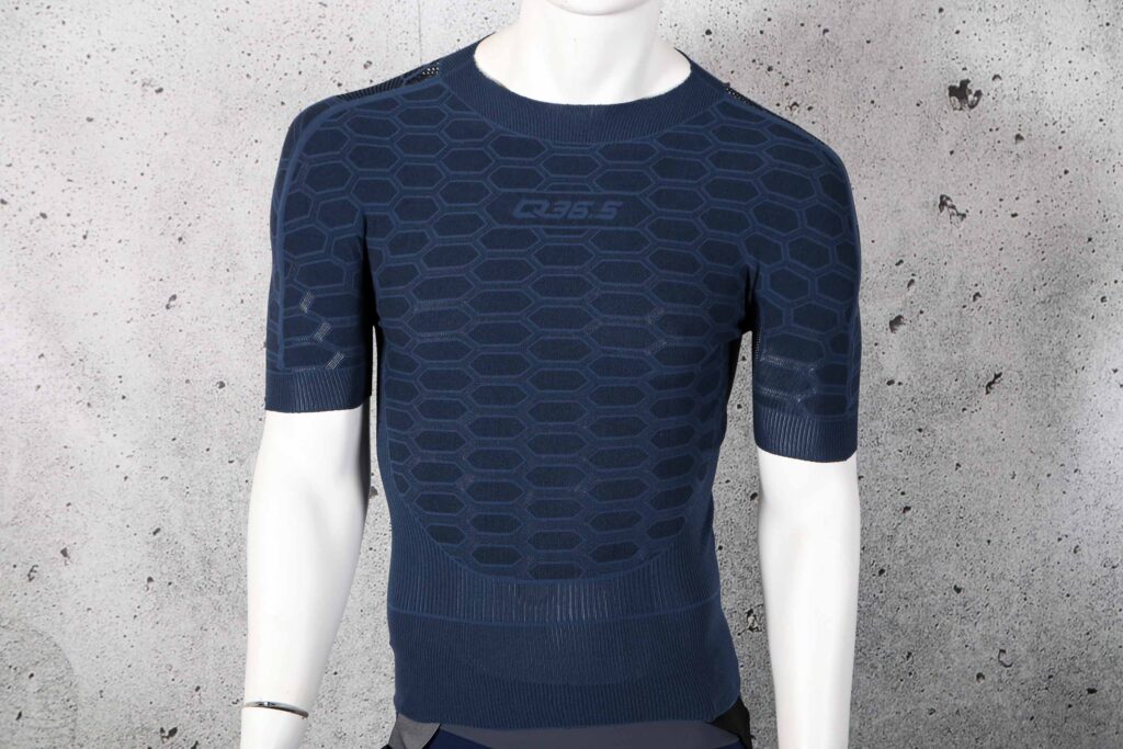 2022 Q36 5 Base Layer 2 Short Sleeve Blue Navy.jpg