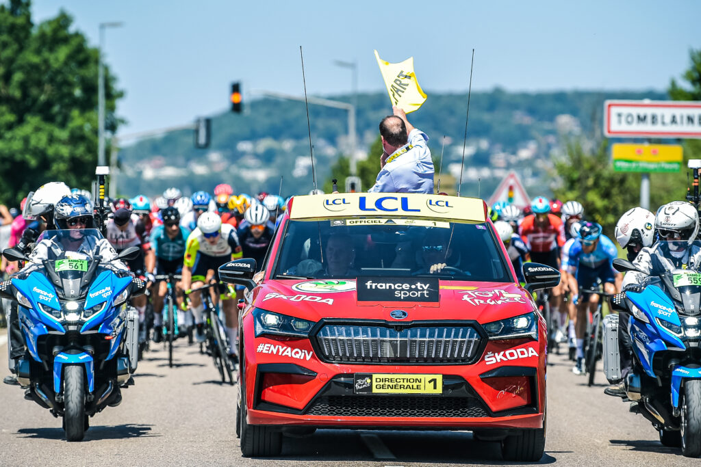 2023 TdF directors car peloton A.S.O._Charly_Lopez