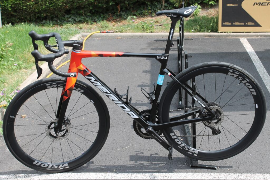 2023 Dauphine Bahrain Victorious Merida &ndash; 1