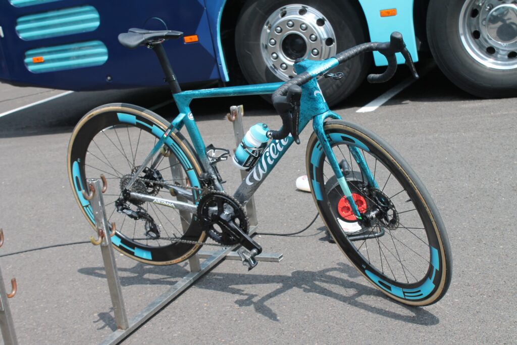 2023 Dauphine Wilier Filante HED wheels &ndash; 1