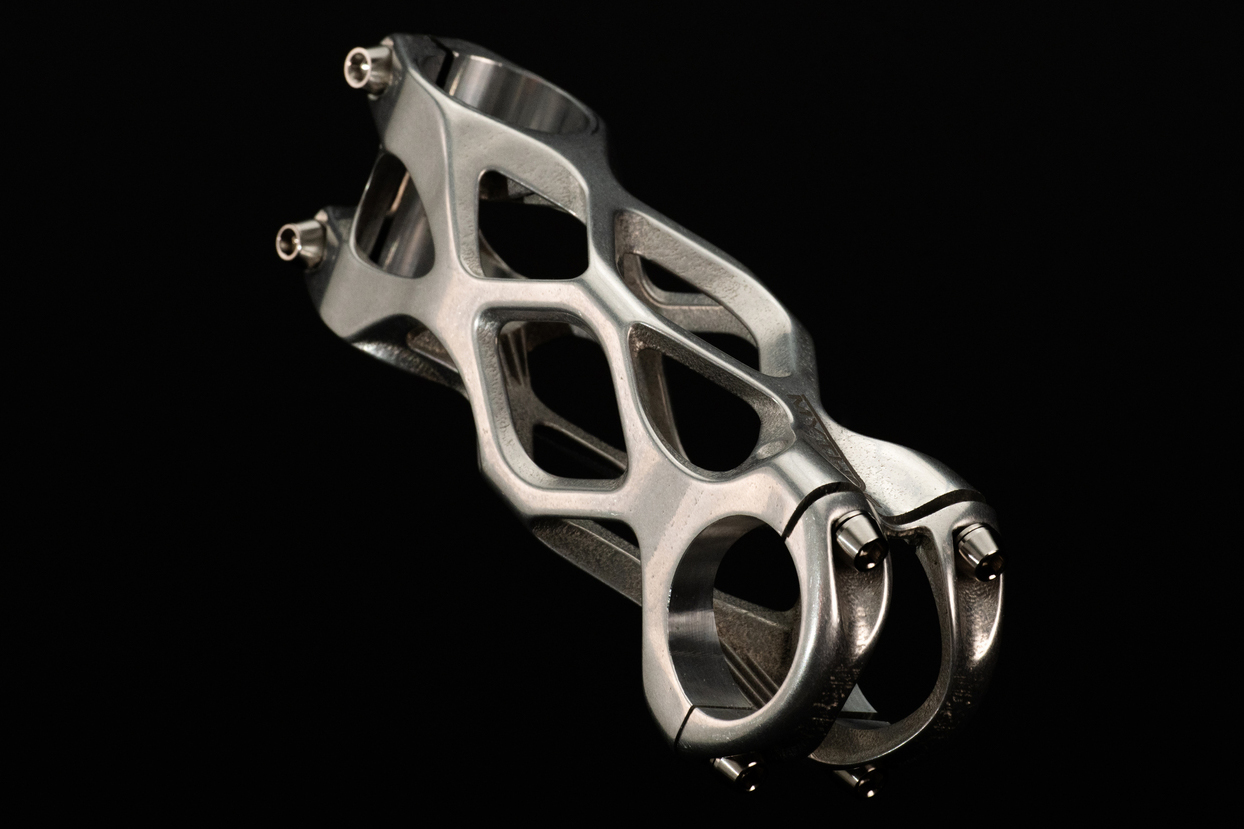 Mythos Elix stem header
