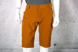 2023 Chrome Industries Union 2.0 short.jpg