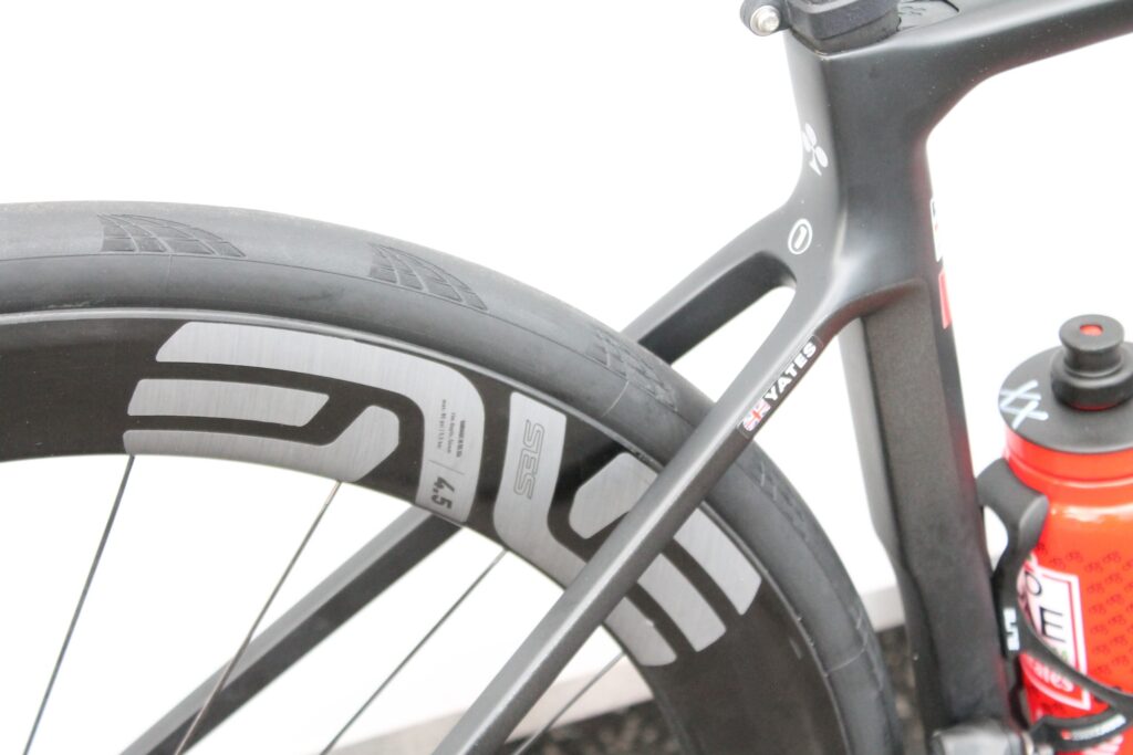 2023 Dauphine Colnago V4Rs Yates &ndash; 10.jpeg
