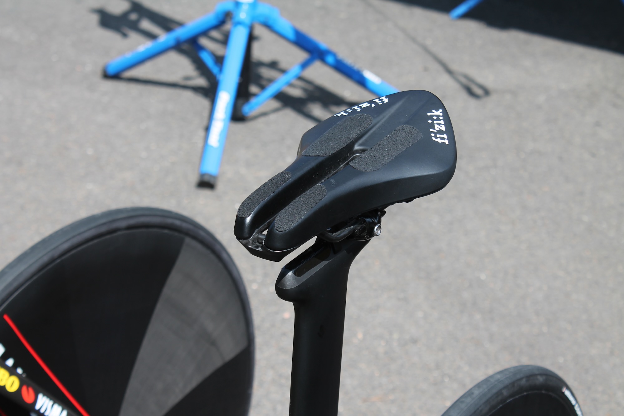 2023 Dauphine Jumbo Visma TT bike saddle &ndash; 1 (1)