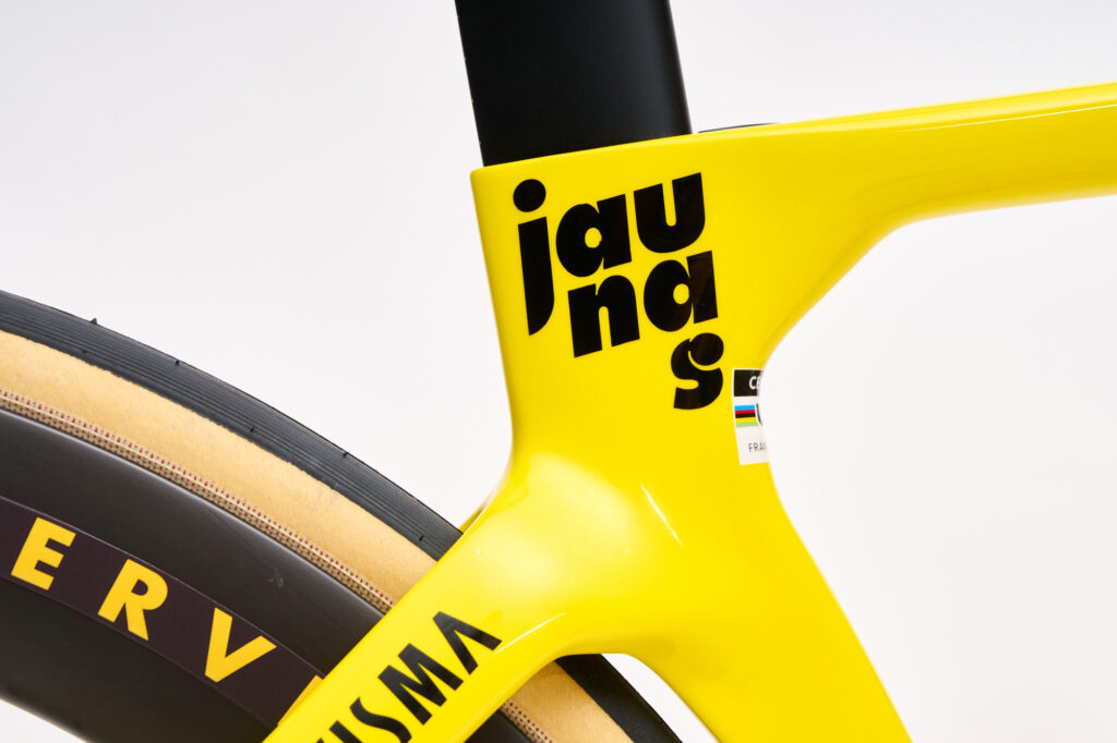 2023 Jonas Vingegaard Tour de France Yellow cervelo S5 Jaunas