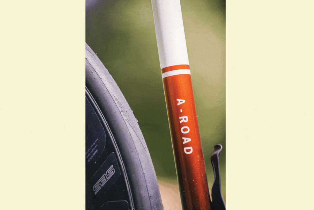 Breadwinner A-Road seat tube