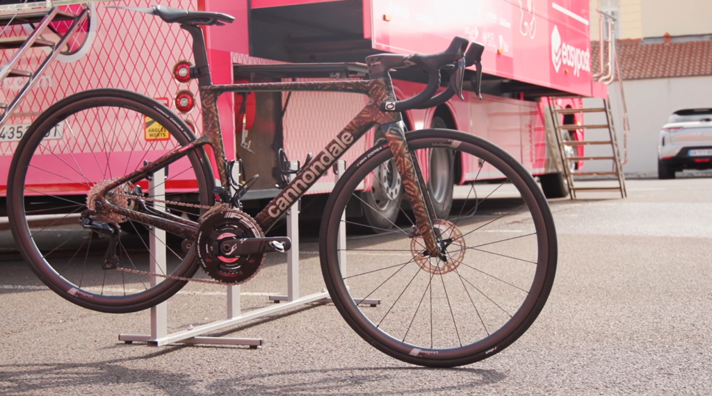 One-off custom Cervélo S3