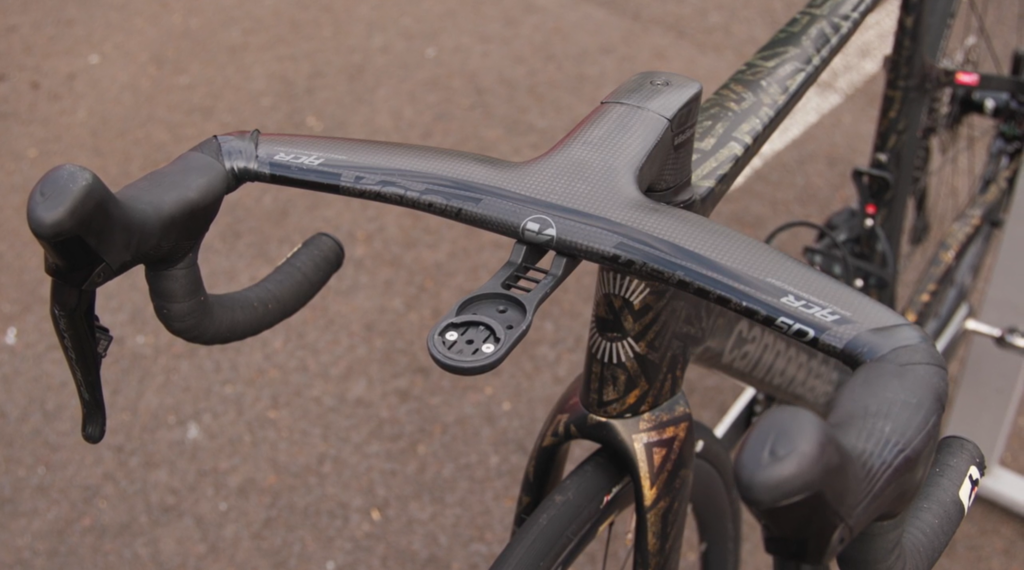 2023 carapaz training bike dauphine vision metron 5D bar