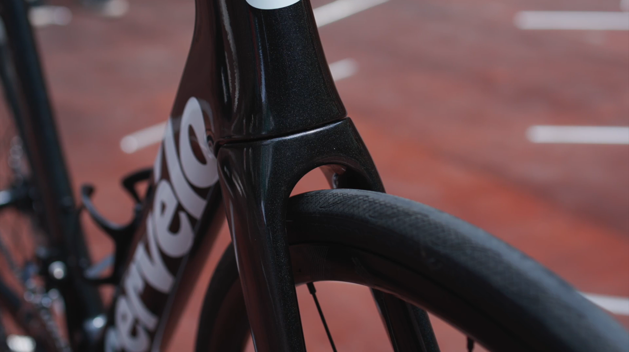 2023 cervelo soloist fork tyre clearance
