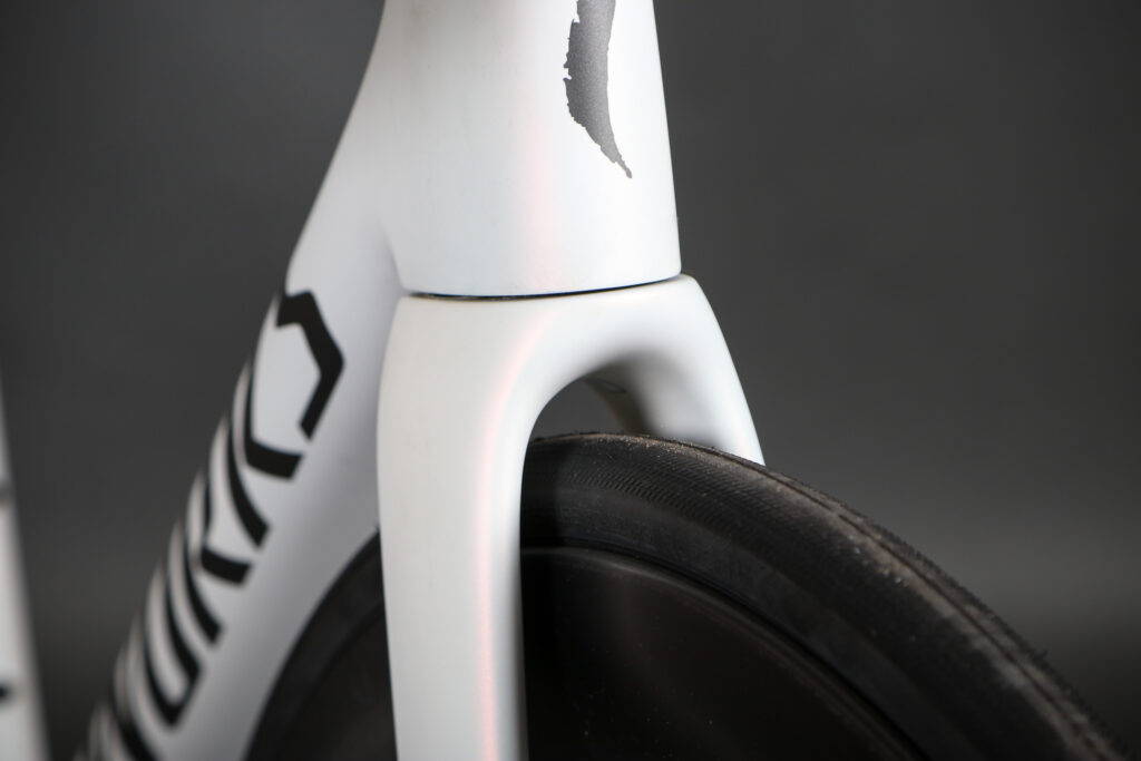 2023 Specialized S-Works Tarmac SL8 &ndash; SRAM Red eTap AXS &ndash; fork clearance.jpg
