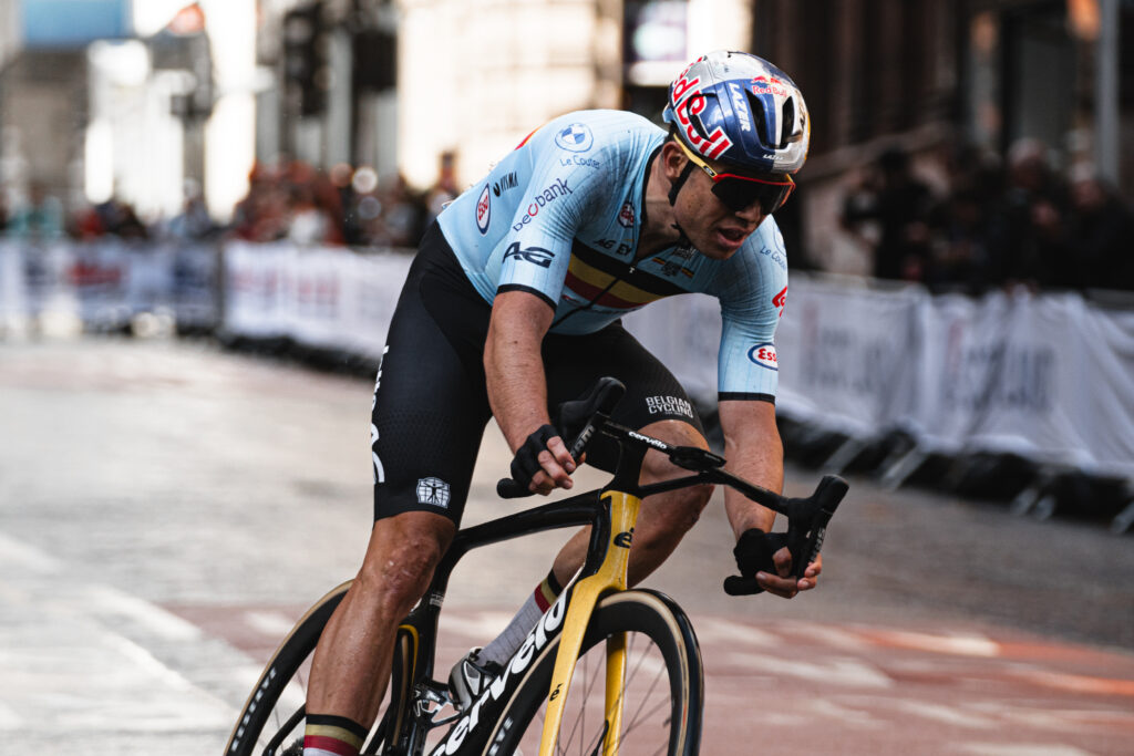 Wout van Aert, 2023 world road race championships, Glasgow (Thomas Maheux/SWpix.com)