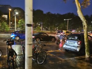 Vuelta riders cross Barcelona in the dark after time trial