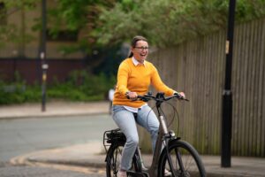 Cycling made e-asy