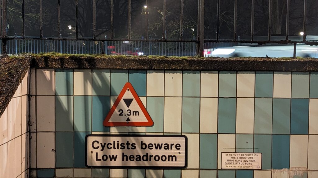 Cycling signs (copyright Simon MacMichael) (10)