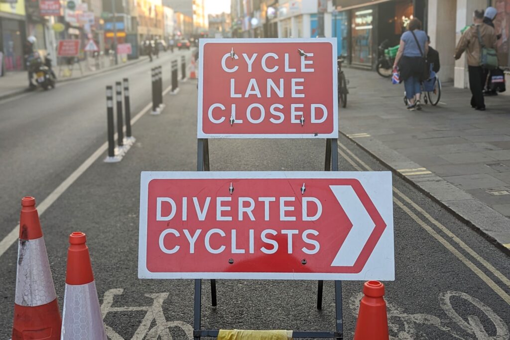 Cycling signs (copyright Simon MacMichael) (57)