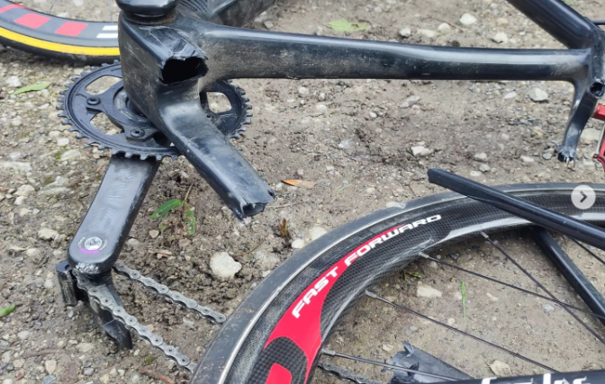 Hill climb frame snap (Calum Brown/Instagram)