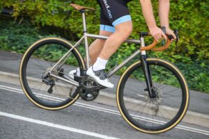 2023 Passoni Titanio – riding 1.jpg