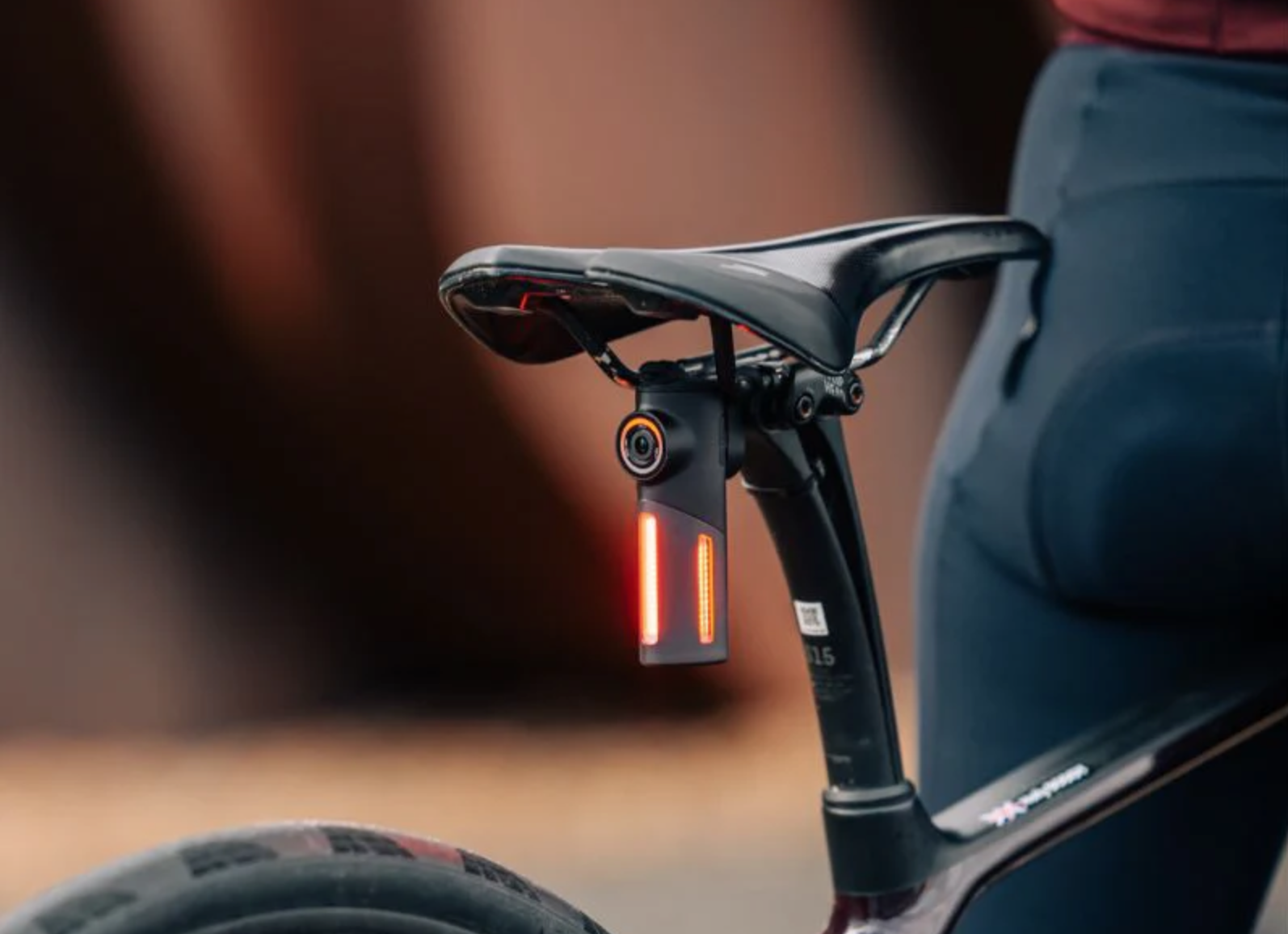 Magicshine SEEMEE DV rear light and camera