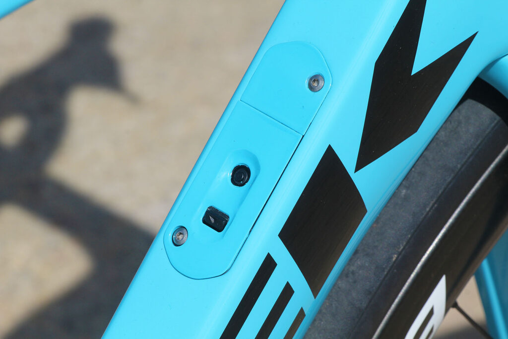 Trek Madone 9 series &ndash; Di2 battery compartment