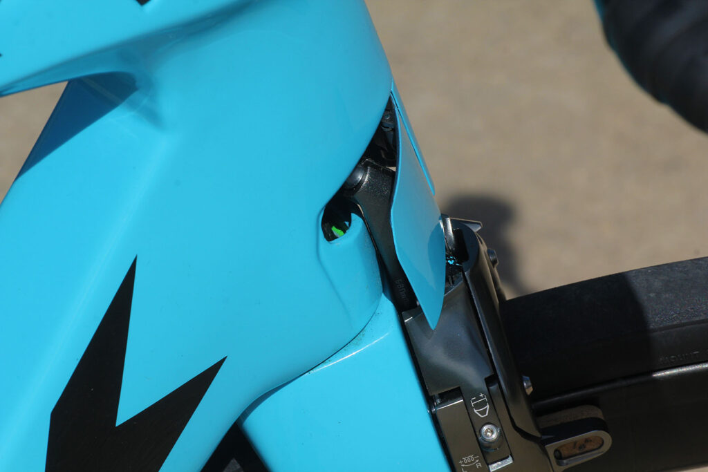 Trek Madone 9 series &ndash; brake flap