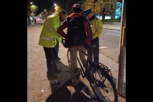 Oxford Police stopping cyclists with no lights