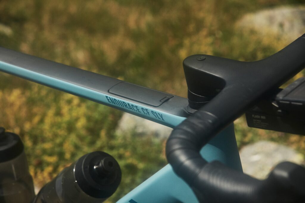 2023 Canyon Endurace top tube storage – 1.jpeg