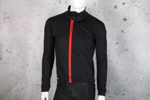 2023 Castelli Entrata Jacket.jpg