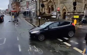 Motorist pulls out in front of Jeremy Vine on cycle lane (Jeremy Vine, X)
