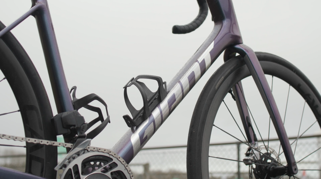2023 Giant Defy Advanced SL 0 logo downtube