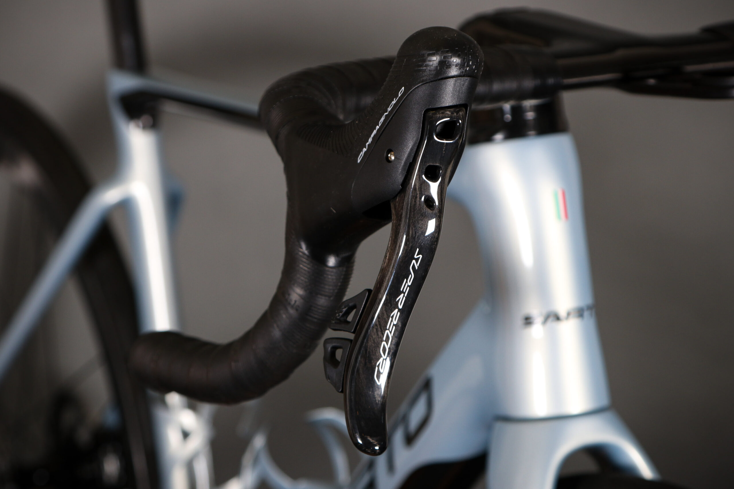 2023 Campagnolo Super Record Wireless – on bike – lever detail 2