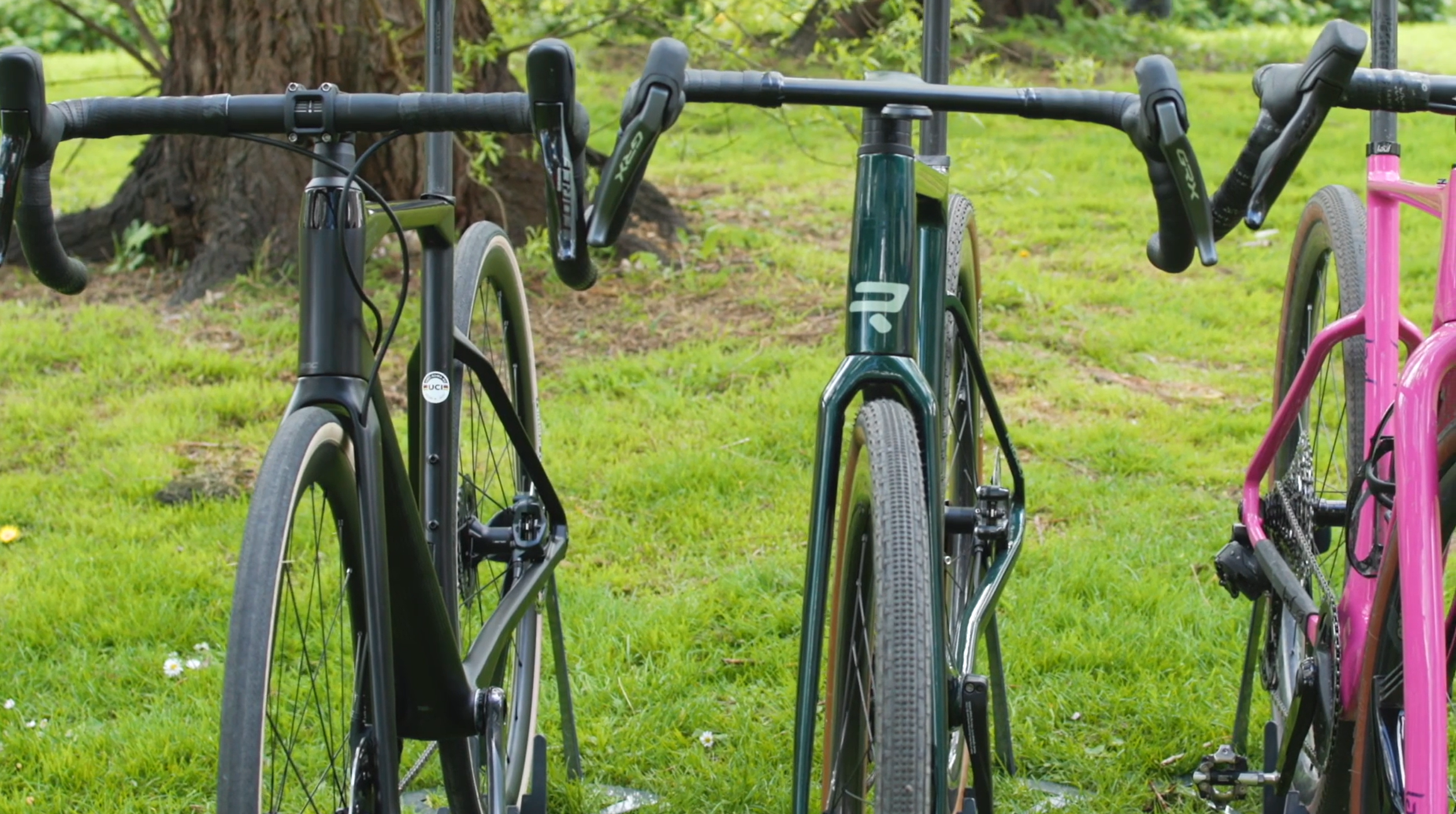 2023 gravel bike vs allroad bike vs road bike front tyres