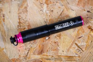 2023 Muc-Off AirMach Mini Pump.jpg