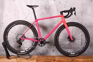 2024 Vielo V+1 Race Edition Force AXS XPLR.jpg