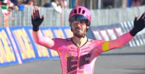 Alberto Bettiol wins Milano-Torino wearing TT helmet